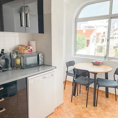 Sunny House Apartment
